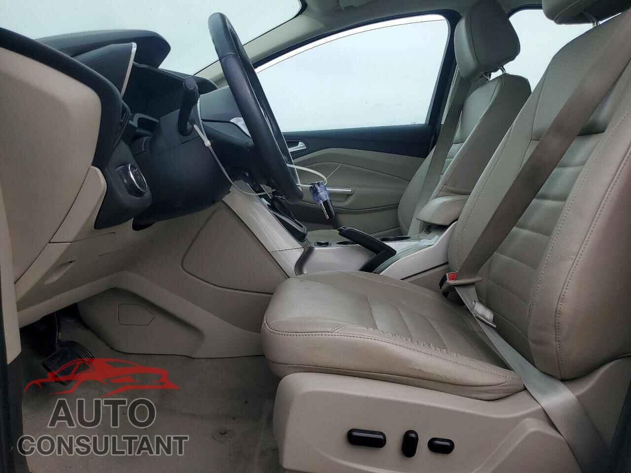 FORD CMAX 2014 - 1FADP5CU8EL503425