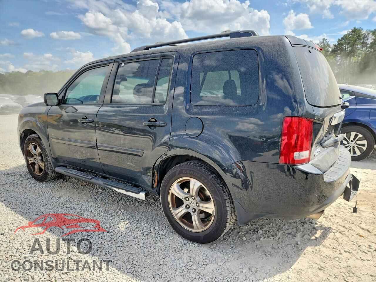 HONDA PILOT 2013 - 5FNYF3H64DB037006