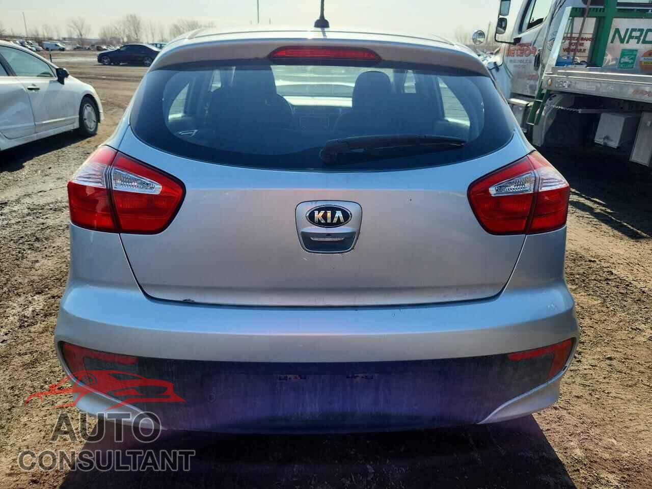 KIA RIO 2016 - KNADN5A37G6593305
