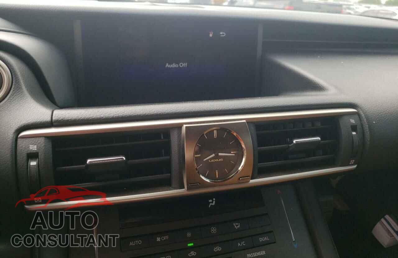 LEXUS IS 2019 - JTHBA1D29K5088543