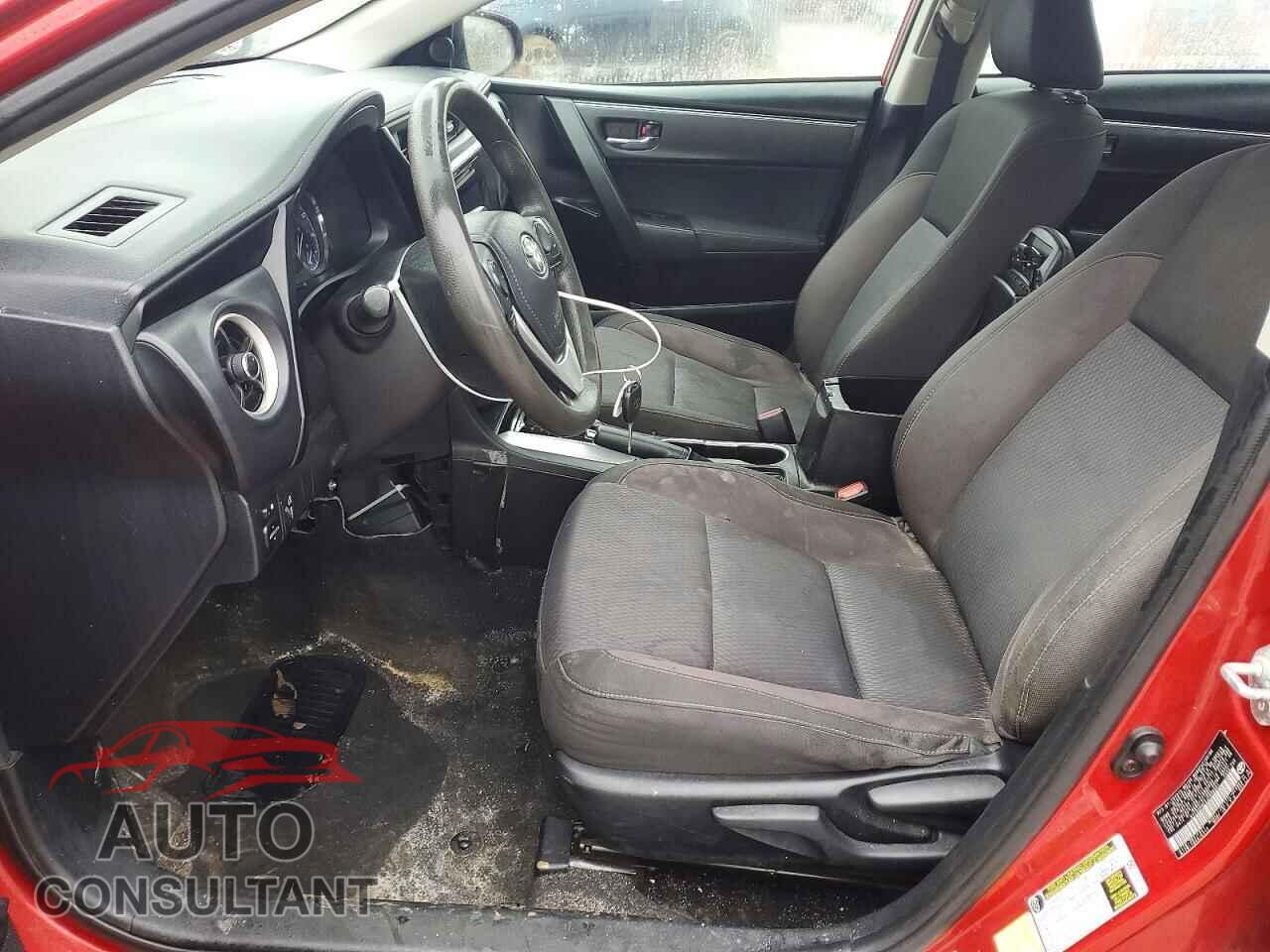 TOYOTA COROLLA 2018 - 5YFBURHEXJP806601