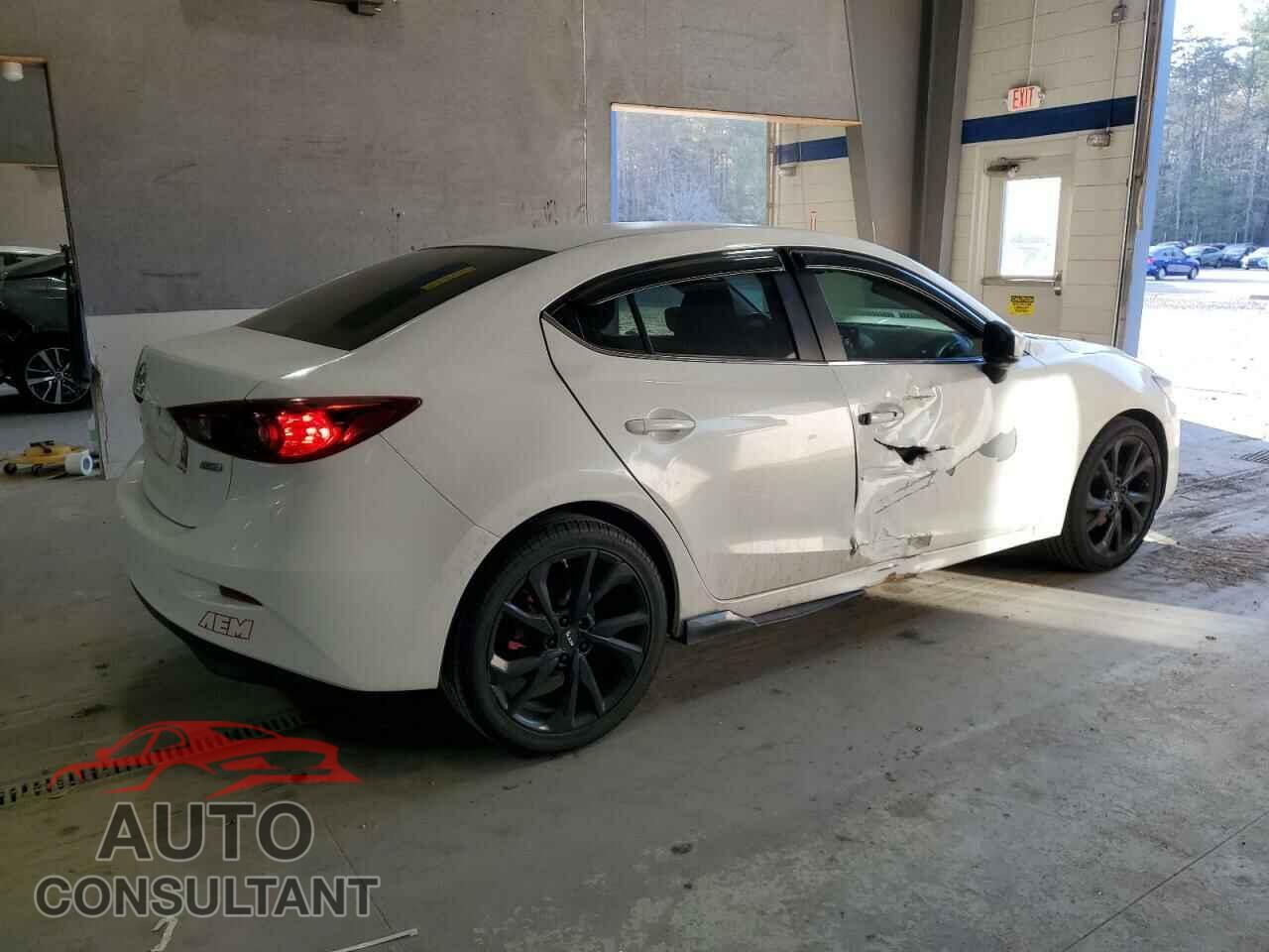 MAZDA 3 2017 - 3MZBN1U79HM134132