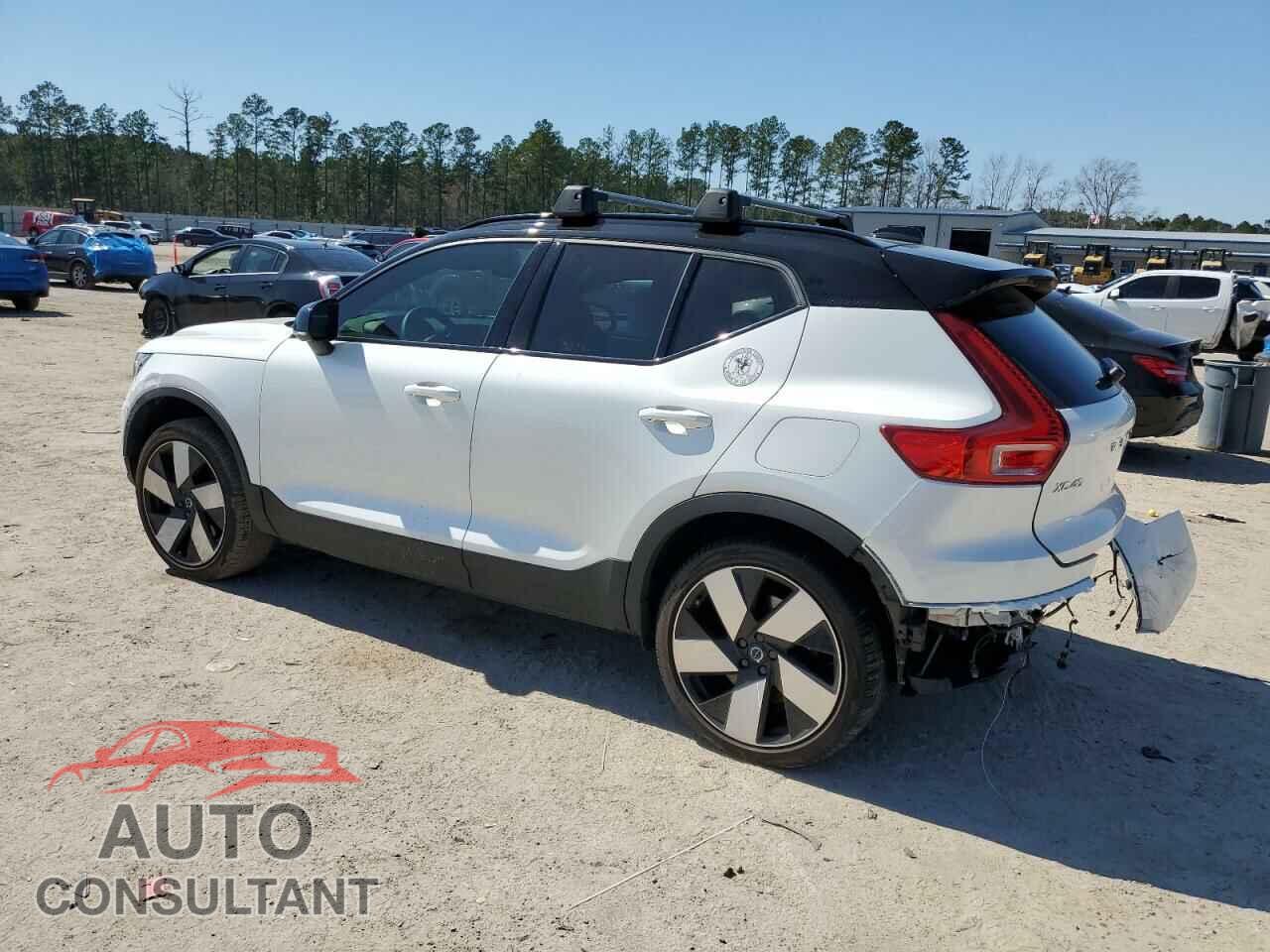 VOLVO XC40 2024 - YV4EH3HL4R2289431