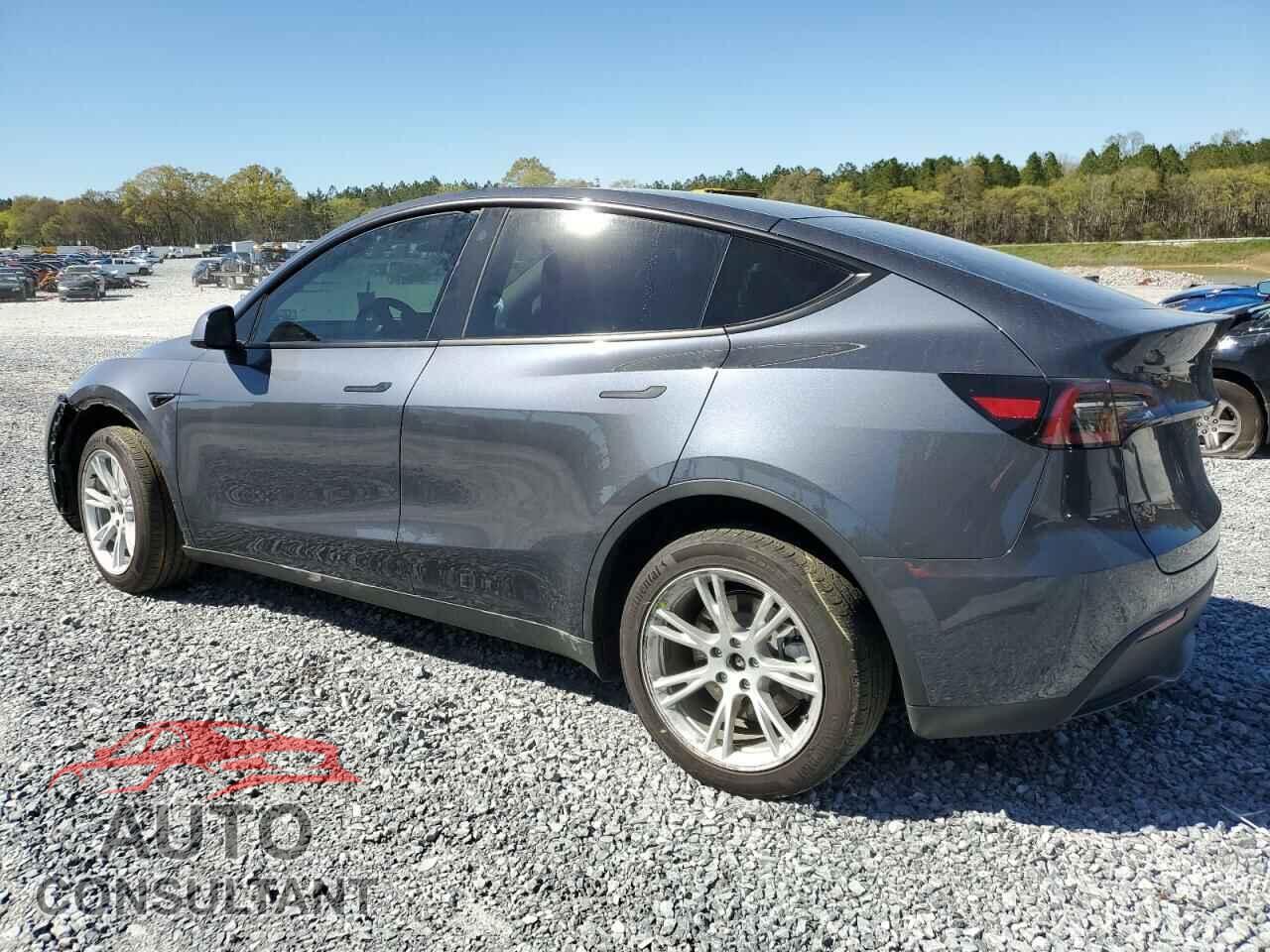TESLA MODEL Y 2023 - 7SAYGDEEXPA075438