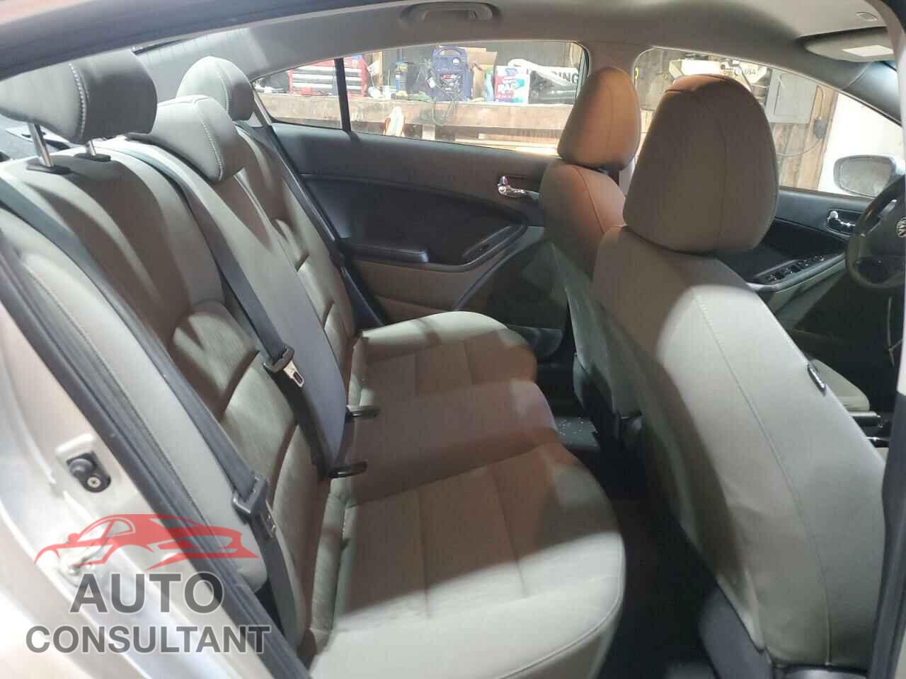 KIA FORTE 2015 - KNAFK4A69F5291590