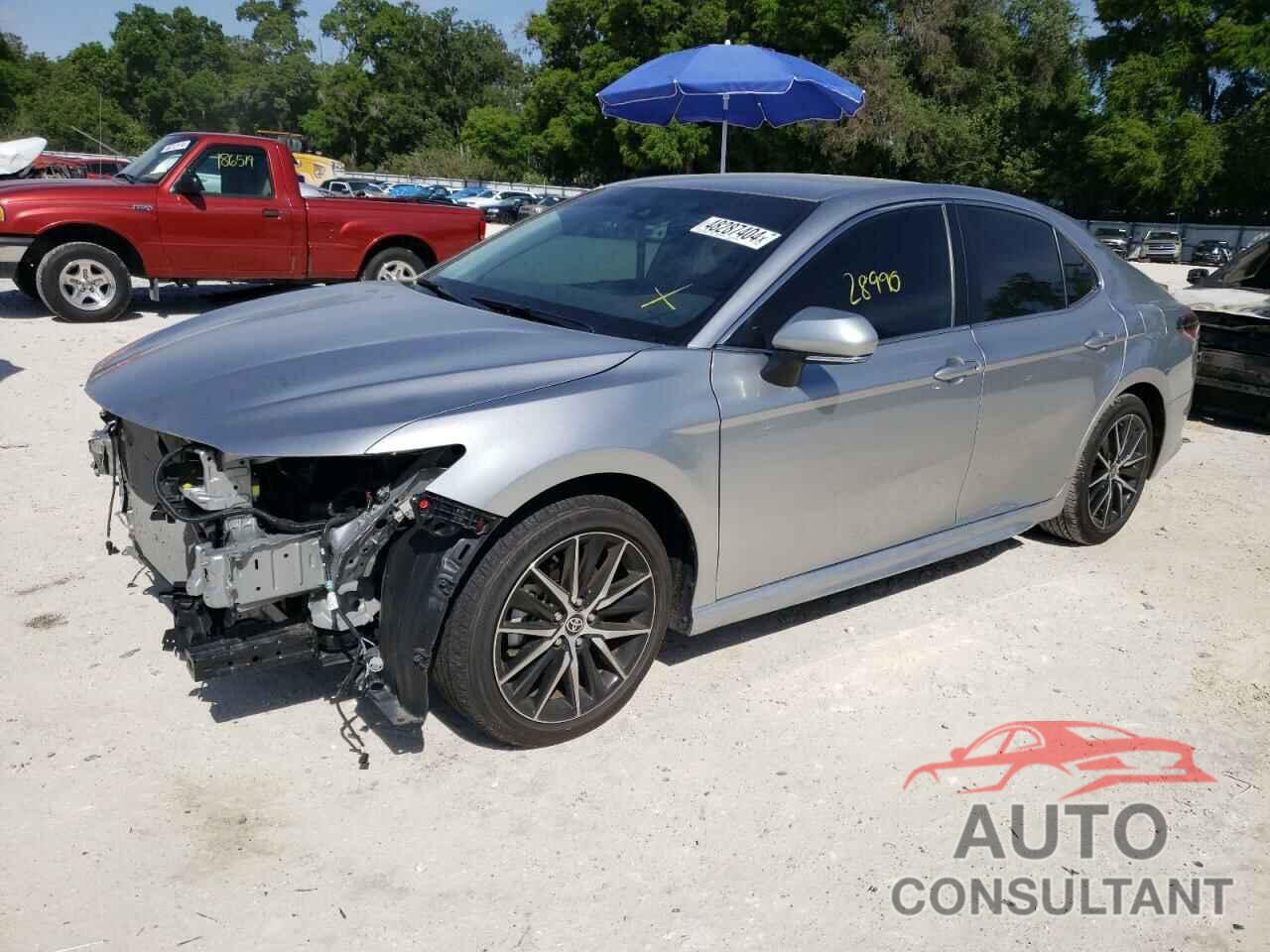 TOYOTA CAMRY 2023 - 4T1G11AK9PU720655