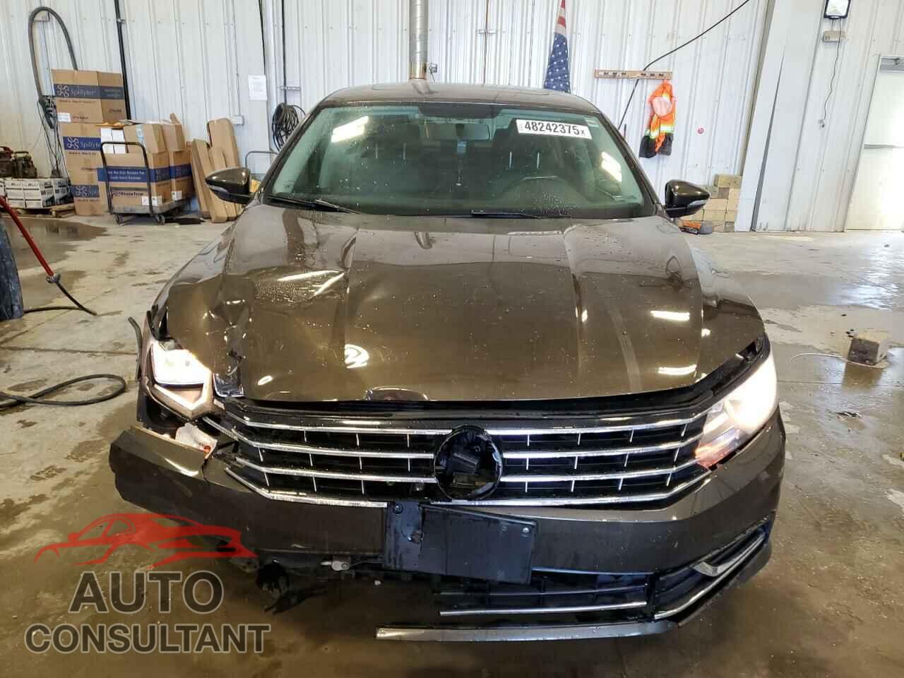 VOLKSWAGEN PASSAT 2019 - 1VWLA7A39KC013842