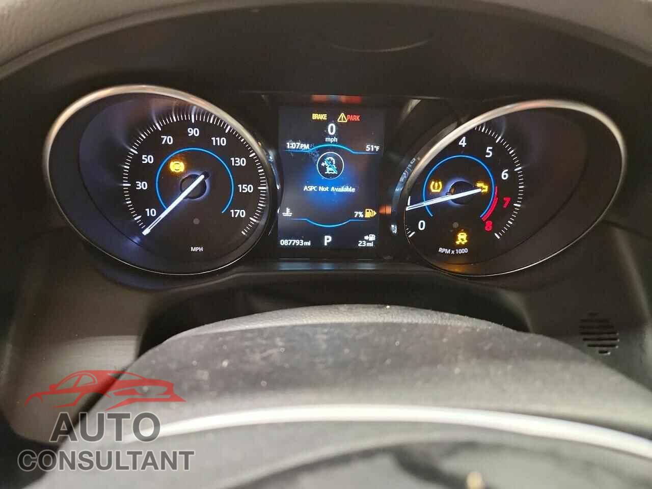JAGUAR XF 2017 - SAJBD4BV6HCY42494