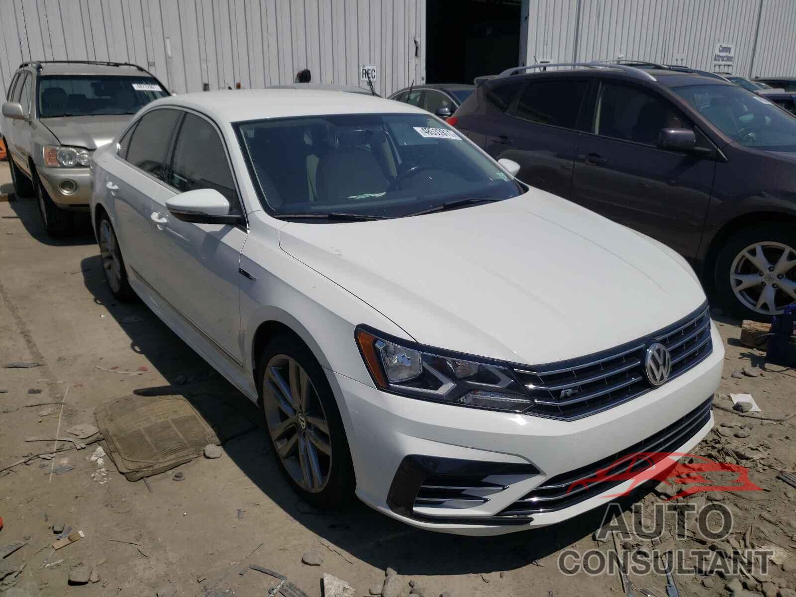 VOLKSWAGEN PASSAT 2017 - 1VWDT7A36HC017421