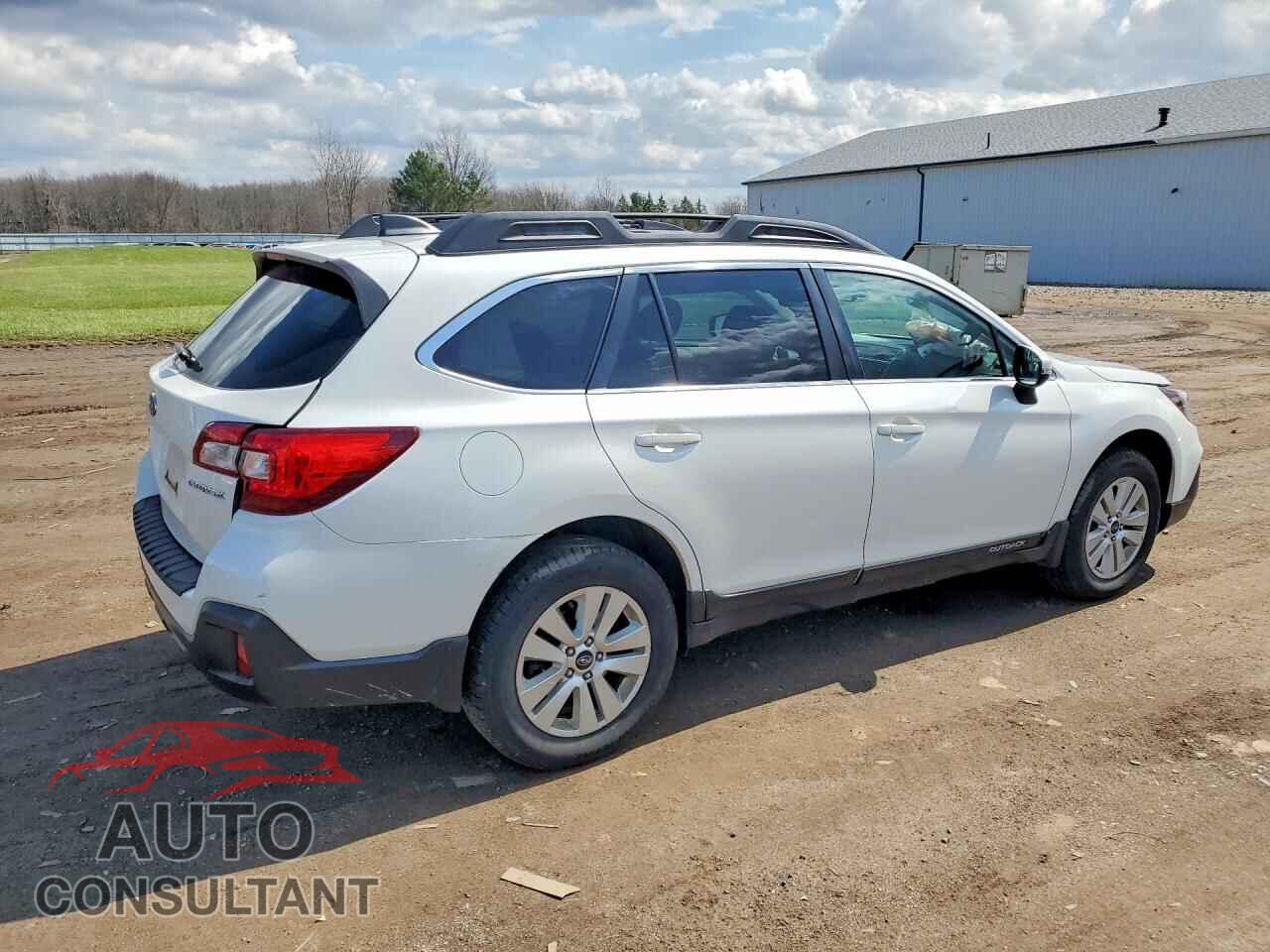 SUBARU OUTBACK 2018 - 4S4BSAFC3J3342418