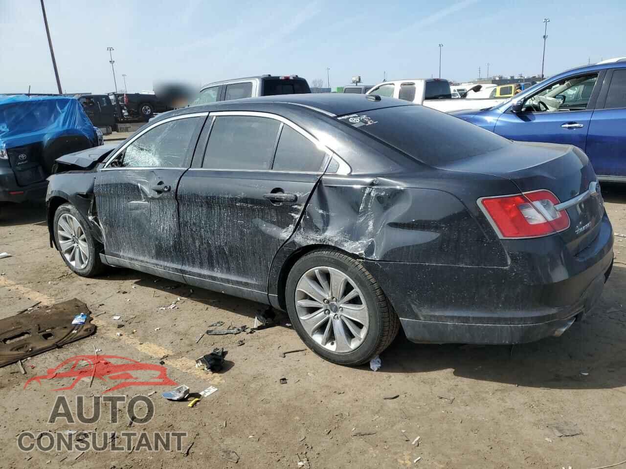 FORD TAURUS 2012 - 1FAHP2FW7CG106372