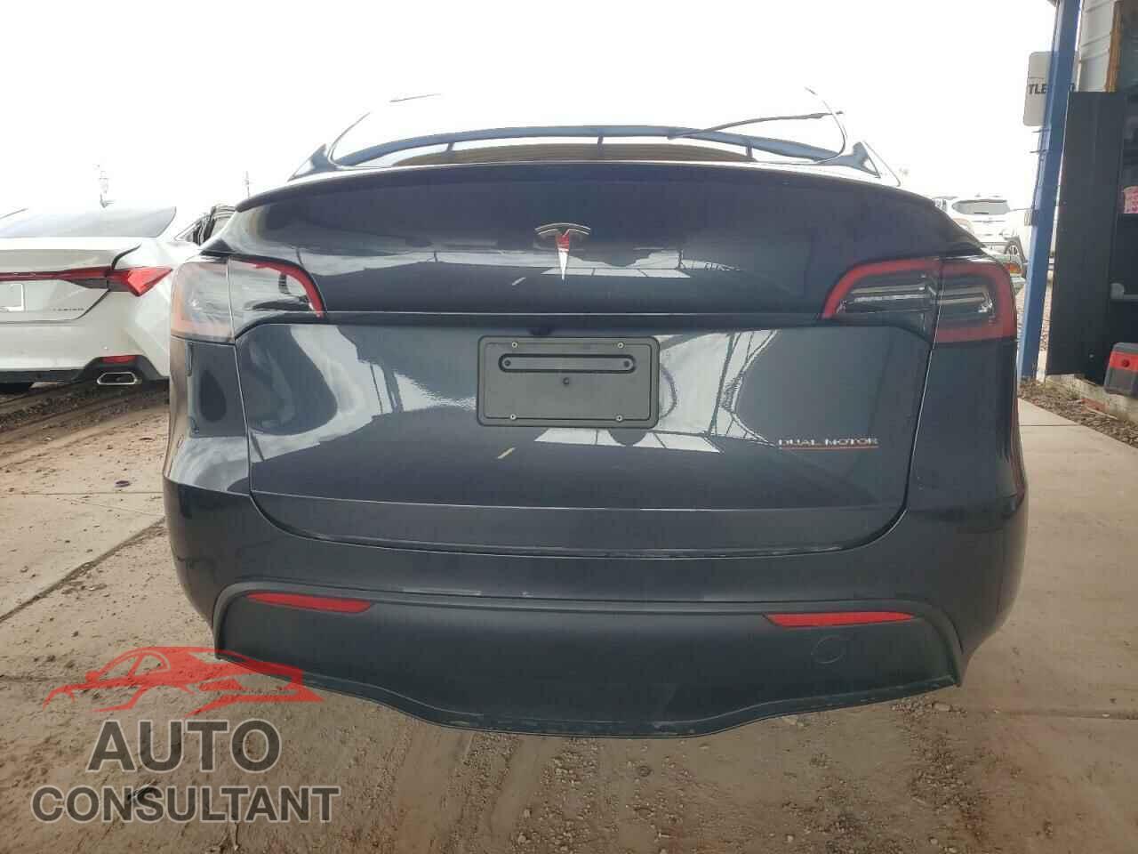 TESLA MODEL Y 2024 - 7SAYGDEFXRF045726