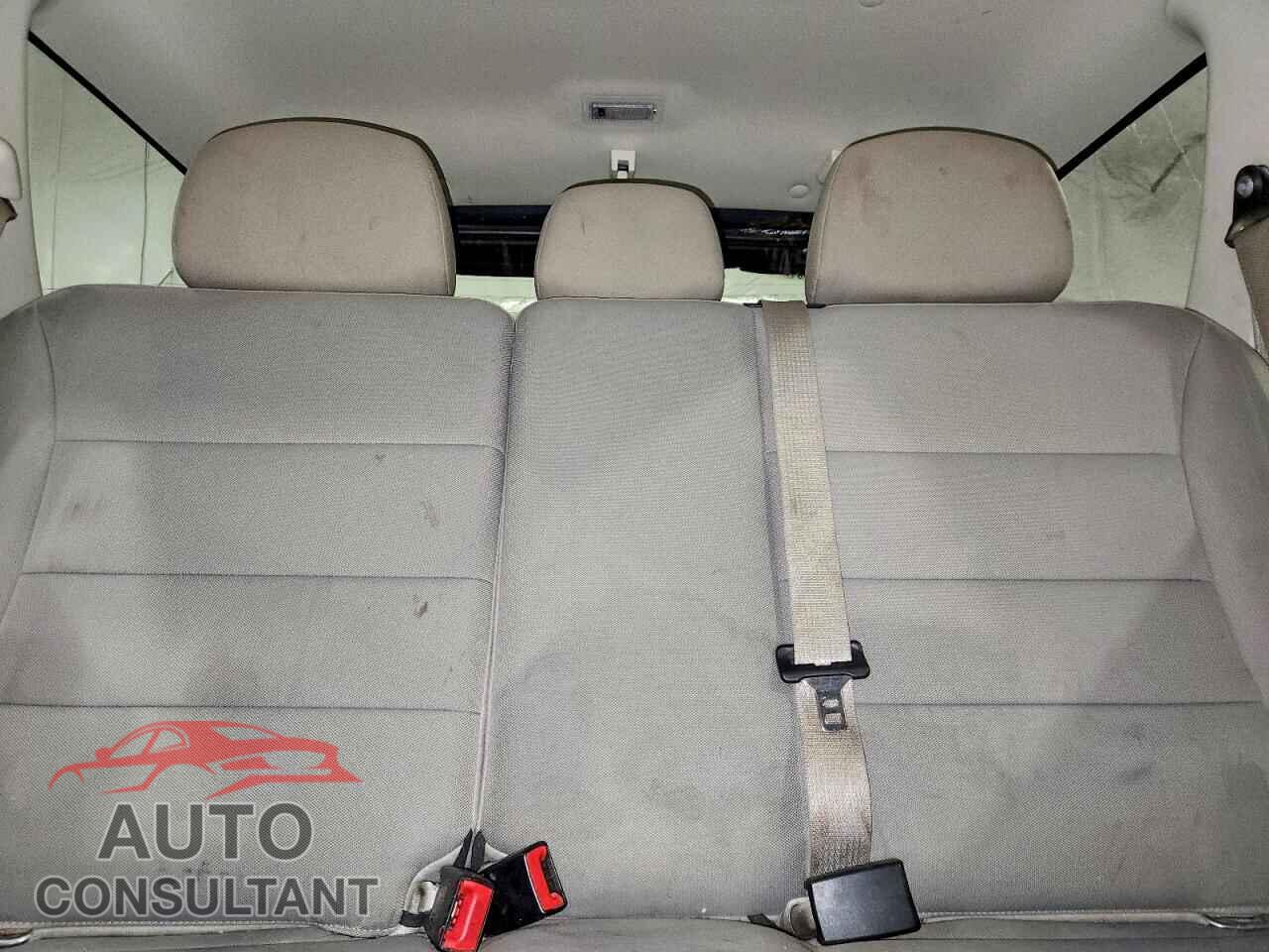 FORD ESCAPE 2011 - 1FMCU0D78BKA18936