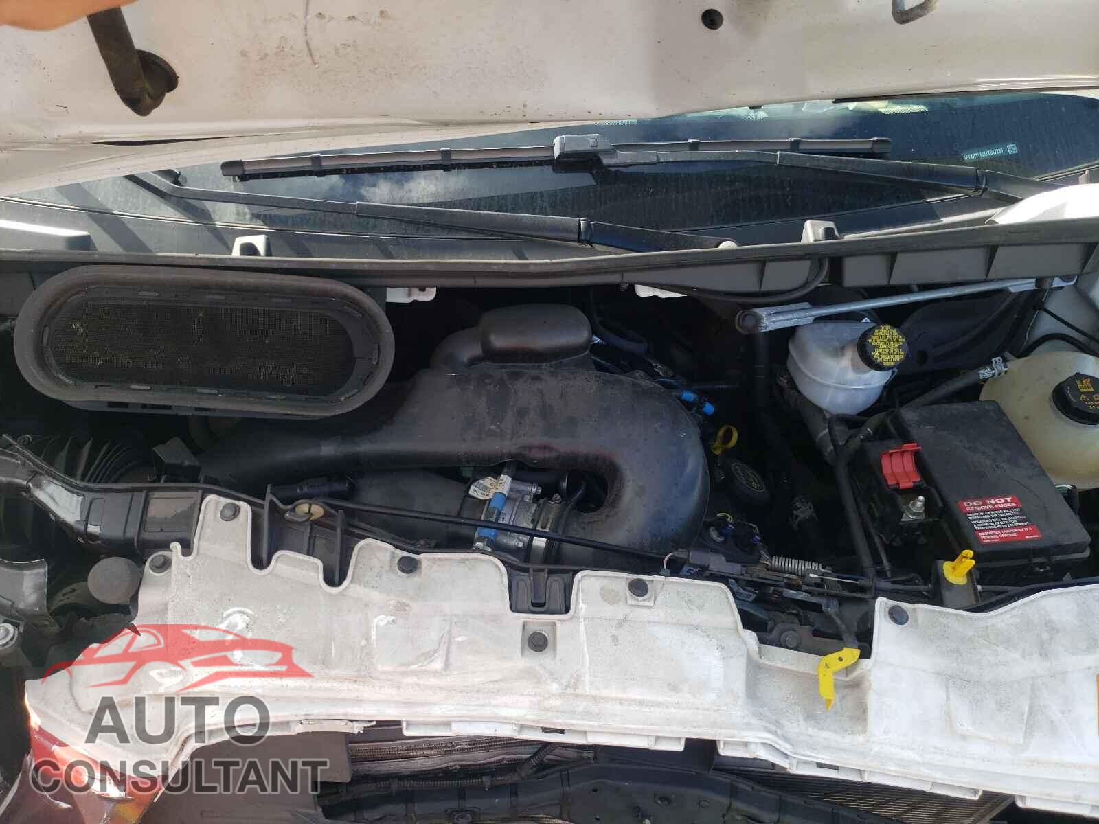 FORD TRANSIT CO 2018 - 1FTYR1YM8JKB17286