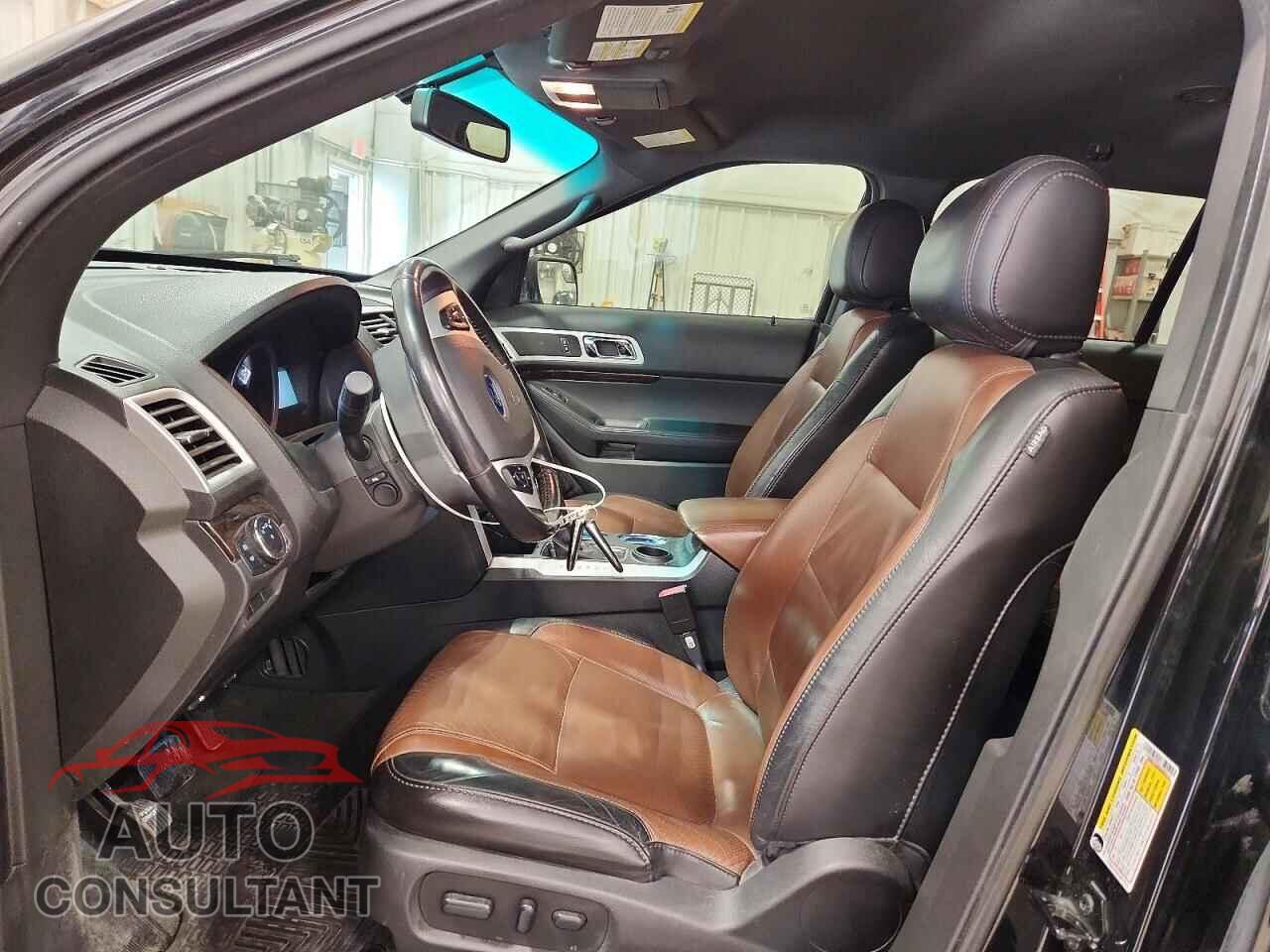 FORD EXPLORER 2013 - 1FM5K7F8XDGC83151