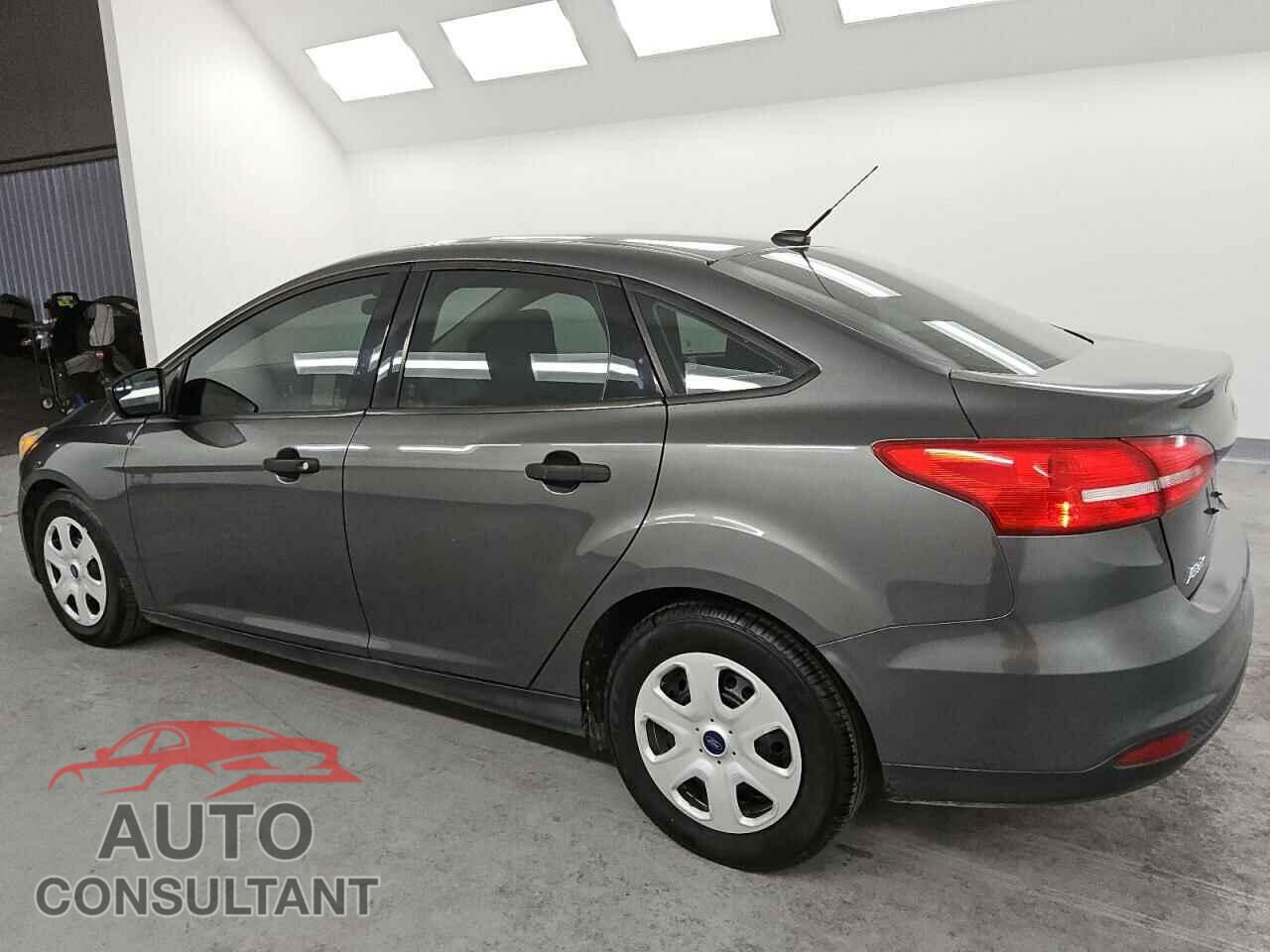 FORD FOCUS 2018 - 1FADP3E27JL246882