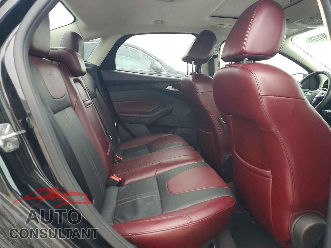 FORD FOCUS 2014 - 1FADP3F29EL243096