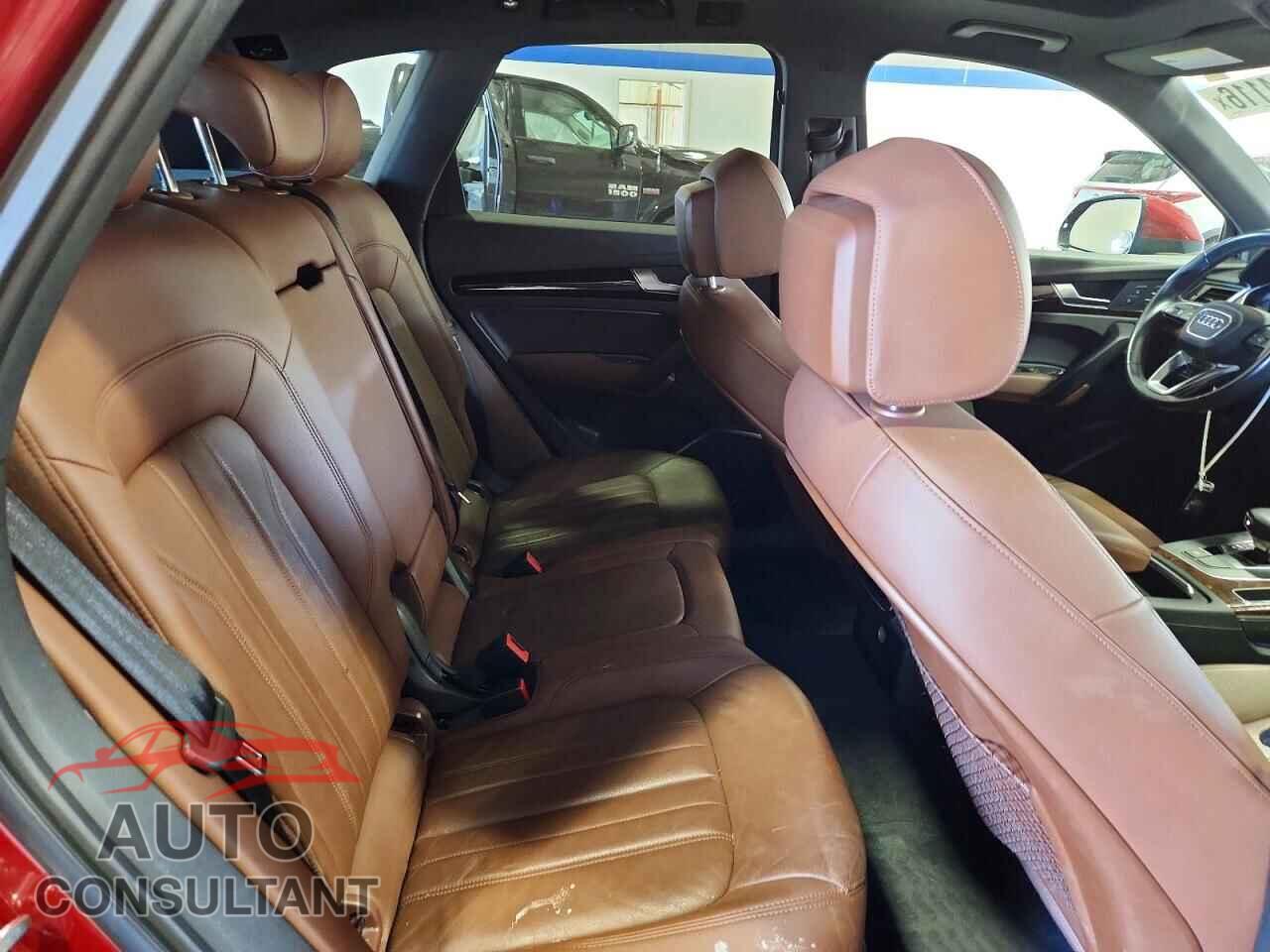 AUDI Q5 2018 - WA1ANAFY8J2020490