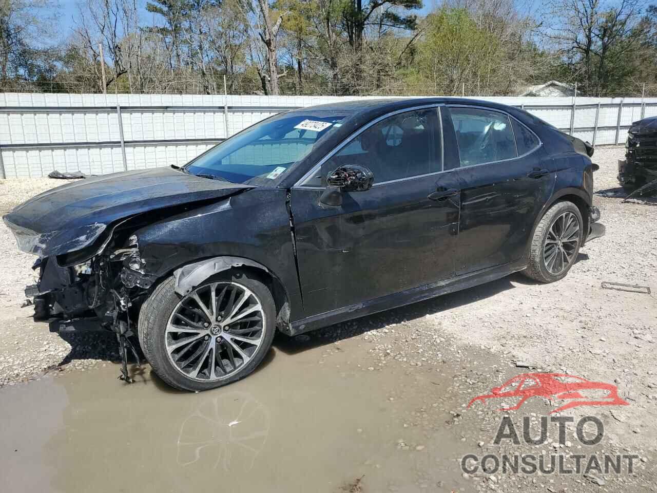 TOYOTA CAMRY 2018 - 4T1B11HK8JU131295