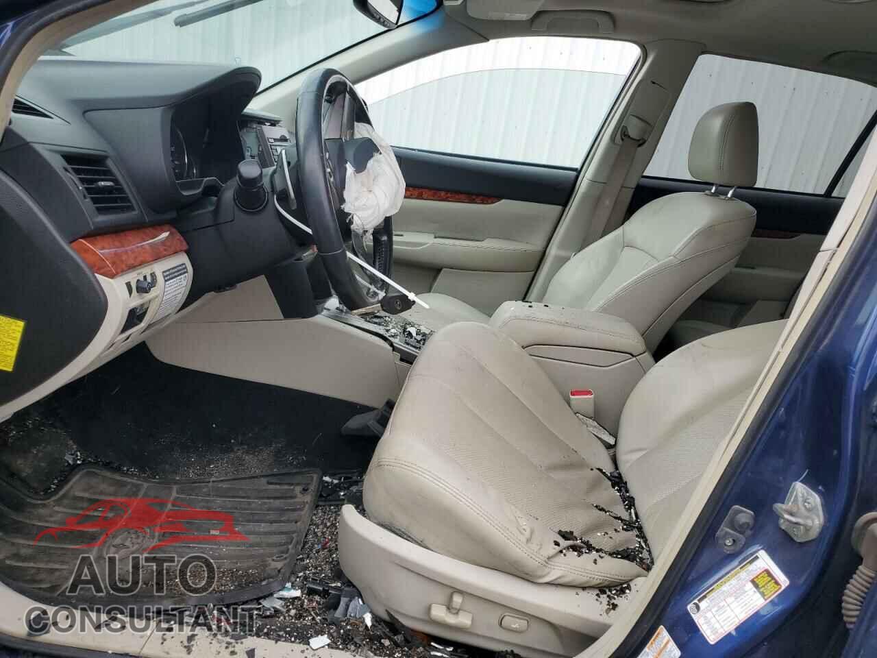 SUBARU OUTBACK 2011 - 4S4BRBKC7B3370568