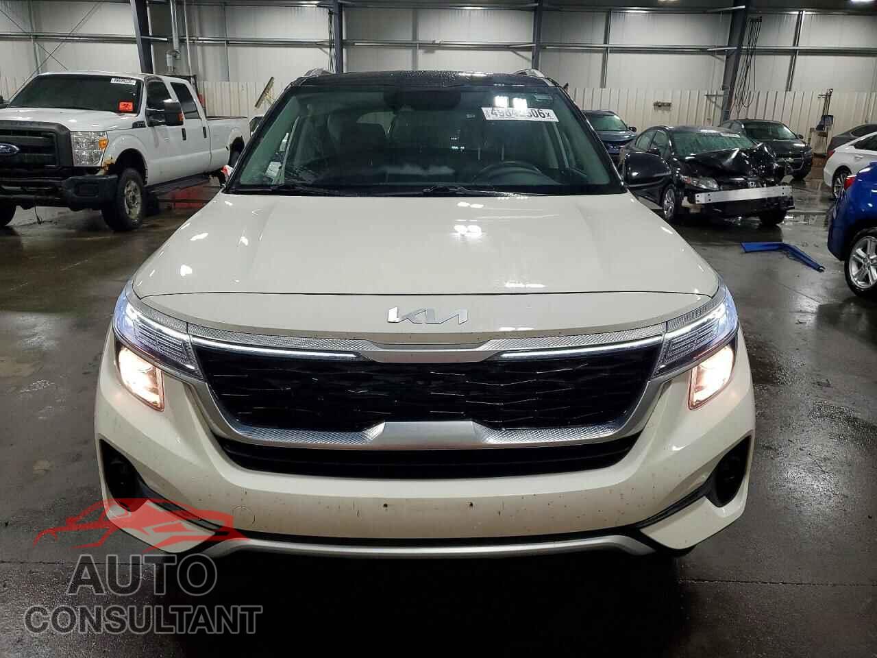 KIA SELTOS 2023 - KNDEUCAA4P7376799