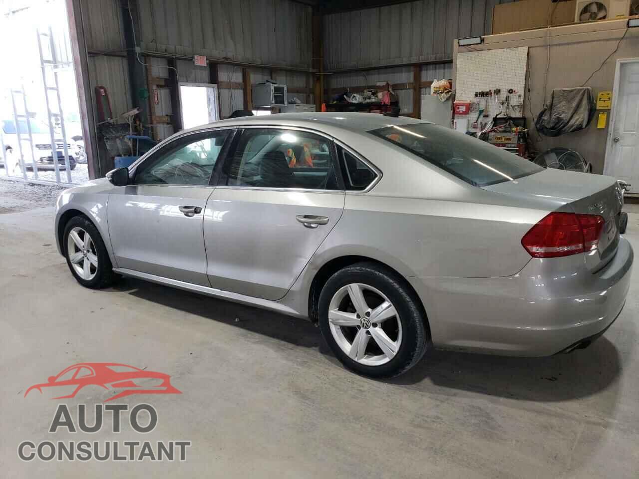 VOLKSWAGEN PASSAT 2012 - 1VWBN7A32CC053259