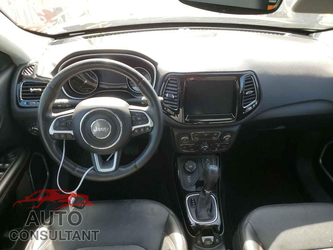 JEEP COMPASS 2021 - 3C4NJDCBXMT551228