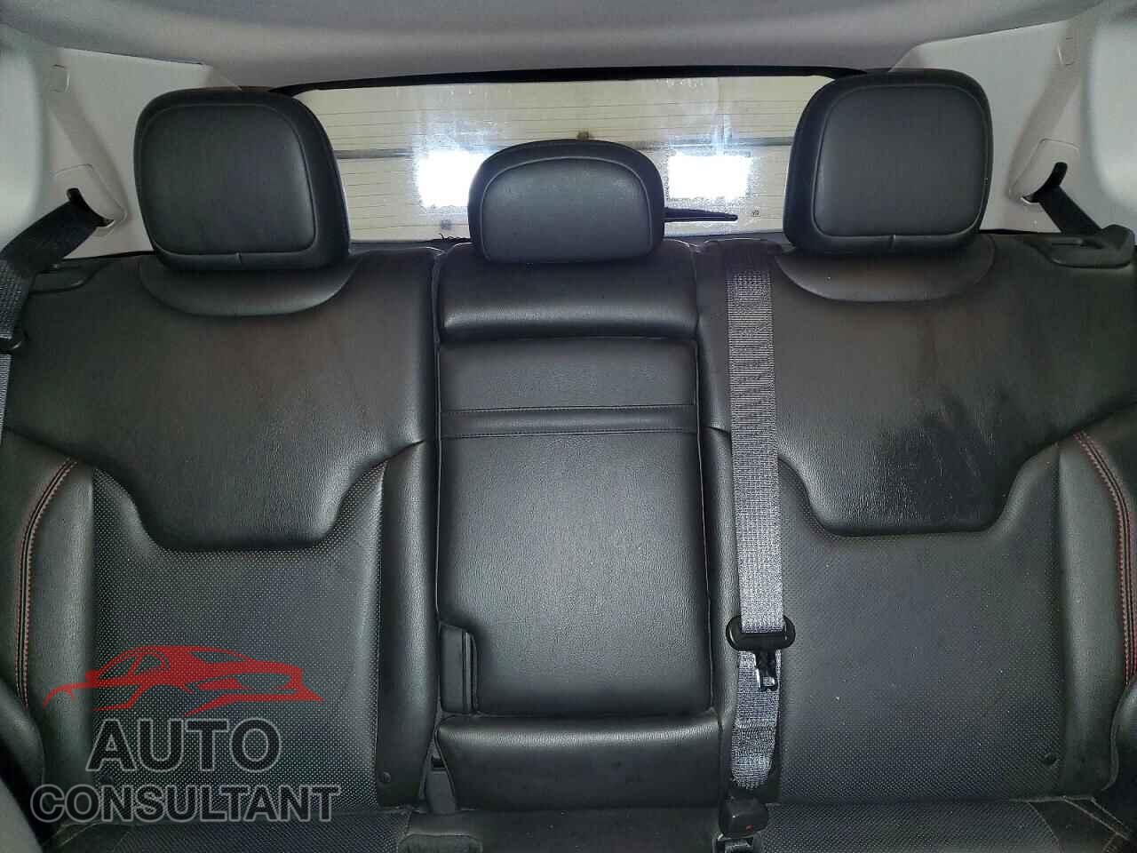 JEEP COMPASS 2018 - 3C4NJDDB4JT281231