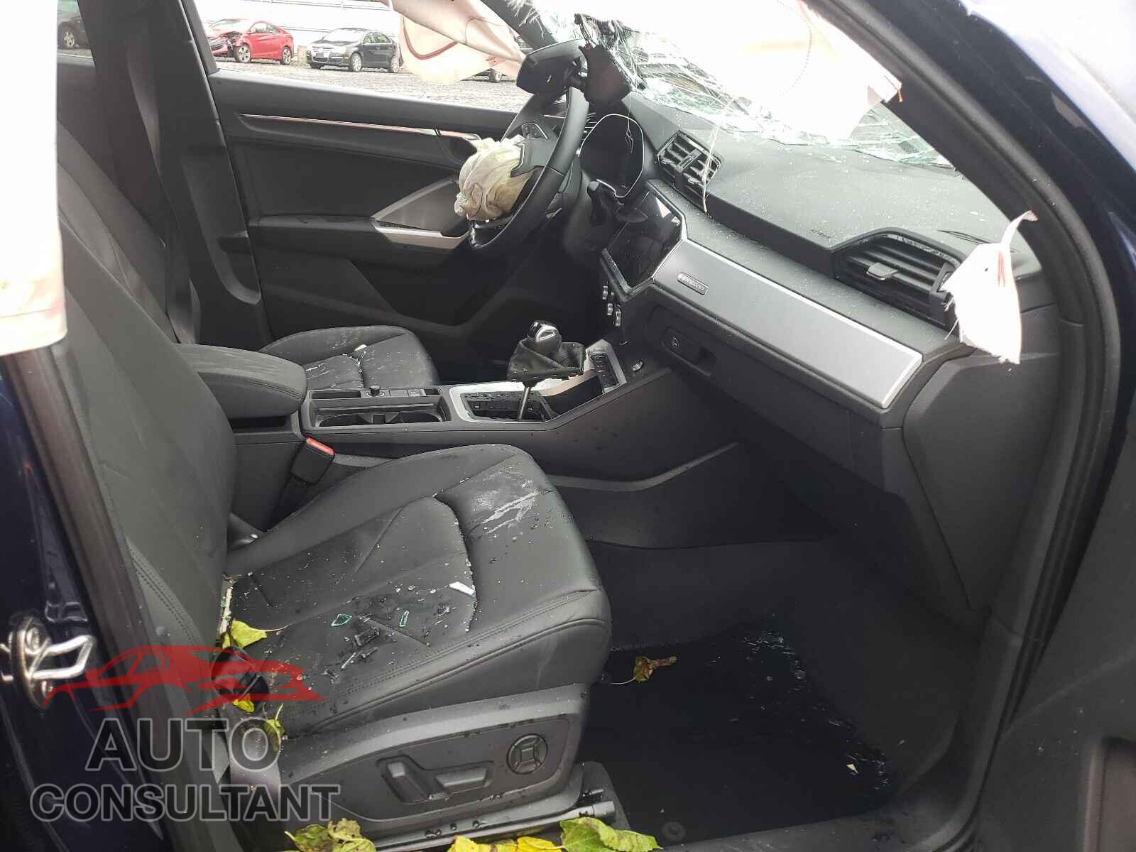 AUDI Q3 2021 - WA1DECF39M1057040