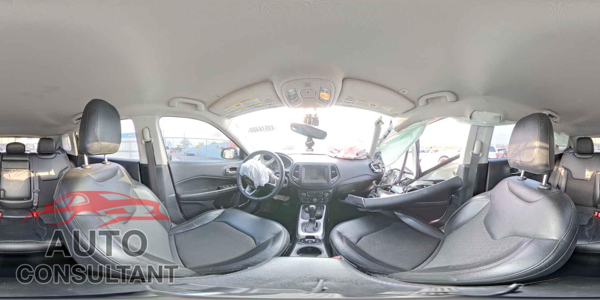 JEEP COMPASS 2018 - 3C4NJDBB9JT259017