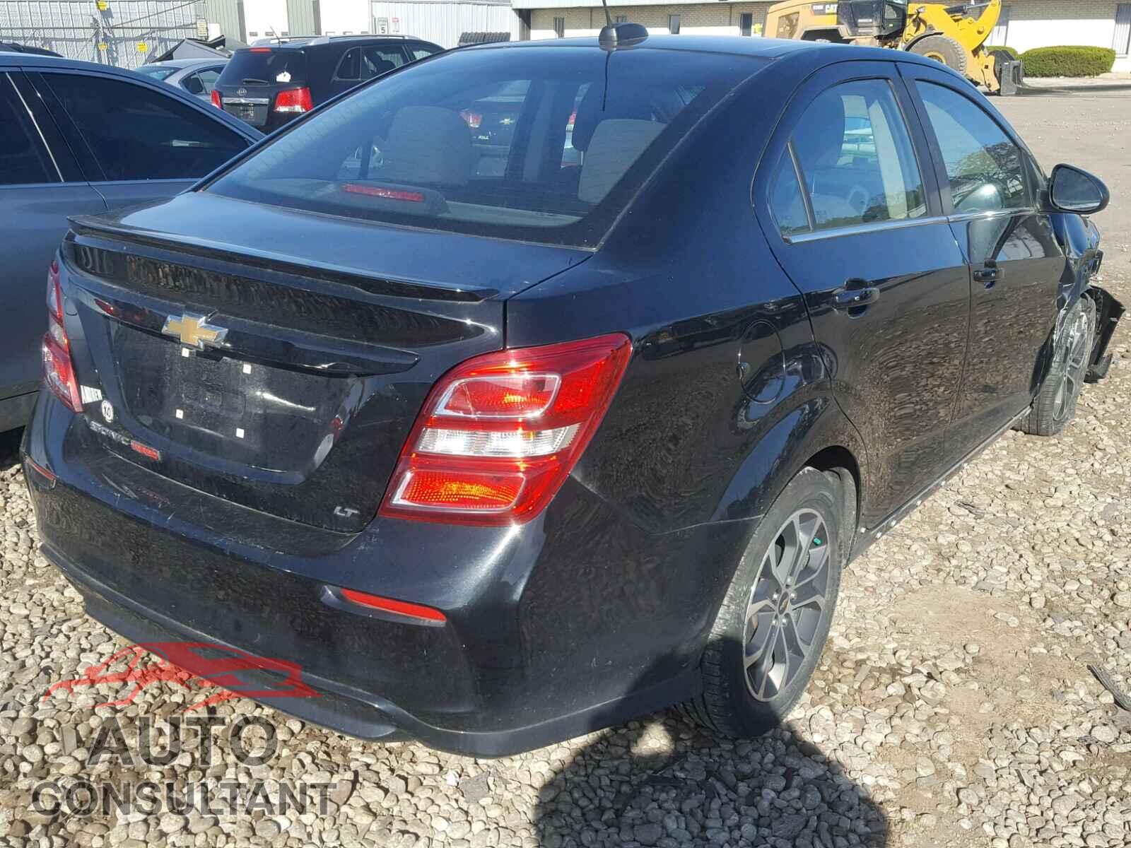 CHEVROLET SONIC 2017 - 1G1JD5SB0H4139045