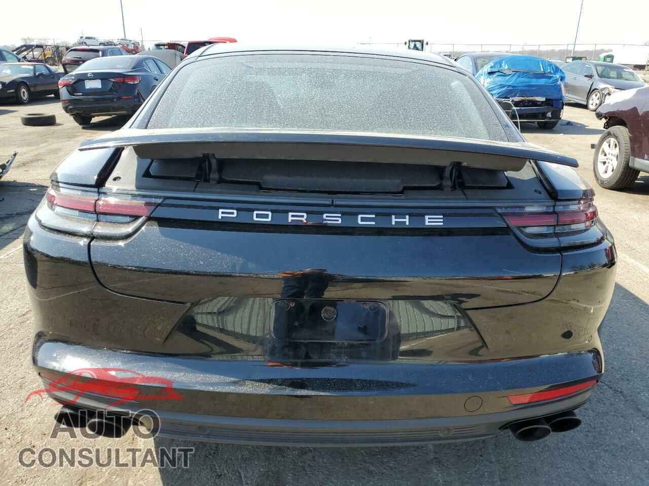 PORSCHE PANAMERA 2018 - WP0AB2A72JL132800