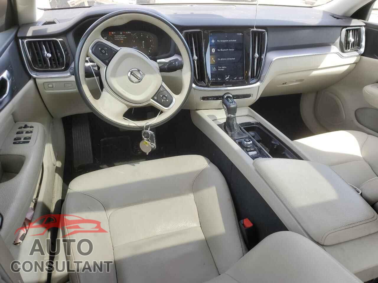 VOLVO S60 2020 - 7JRA22TK8LG045384