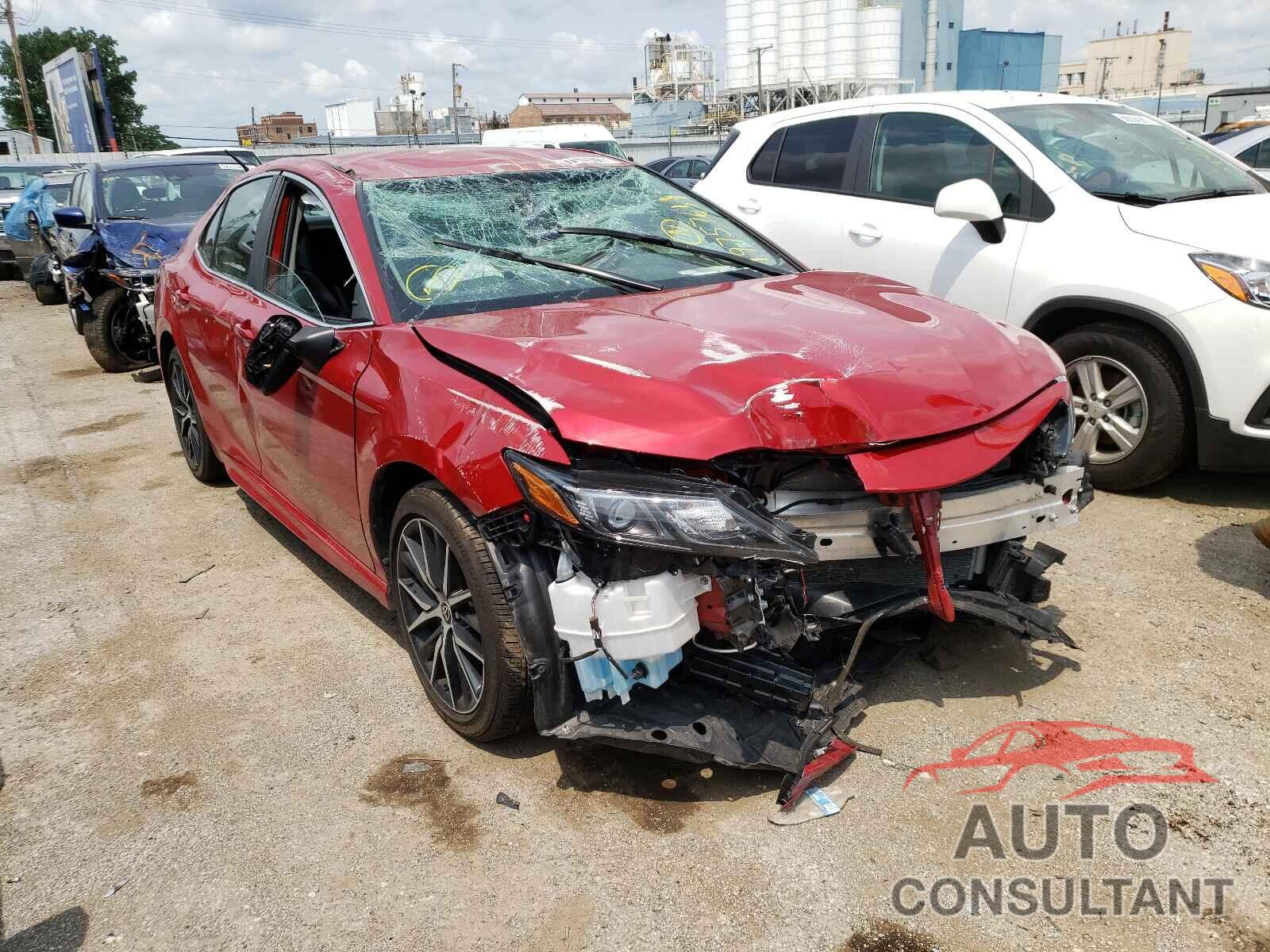 TOYOTA CAMRY 2021 - 4T1G11AK0MU412155