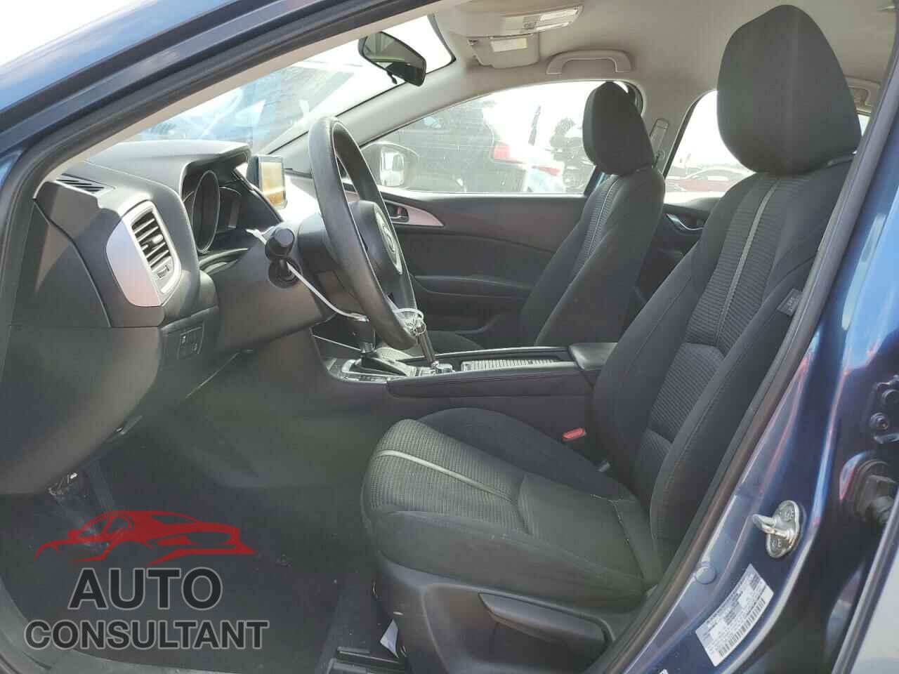 MAZDA 3 2017 - 3MZBN1U73HM133235