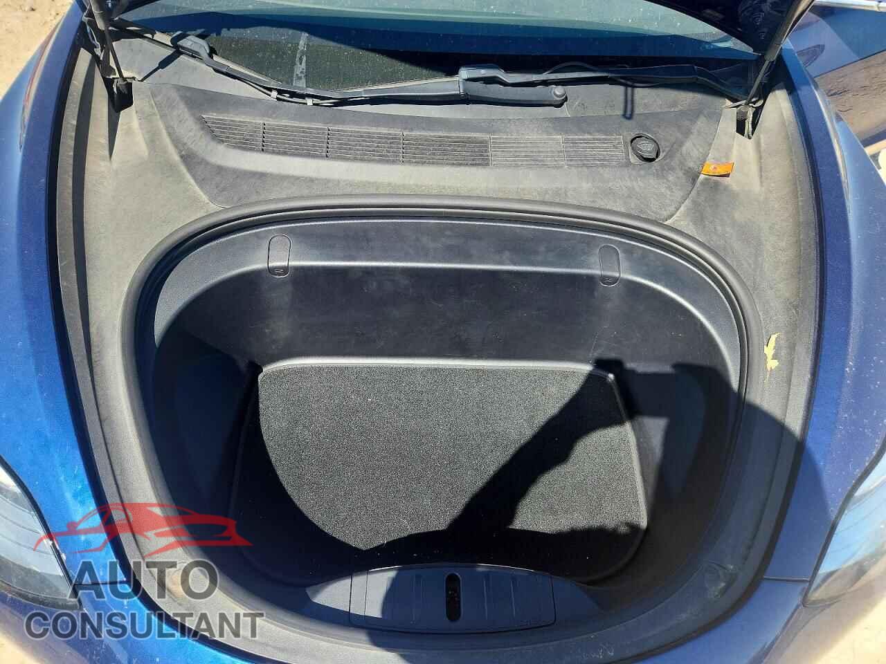 TESLA MODEL 3 2019 - 5YJ3E1EB1KF421440