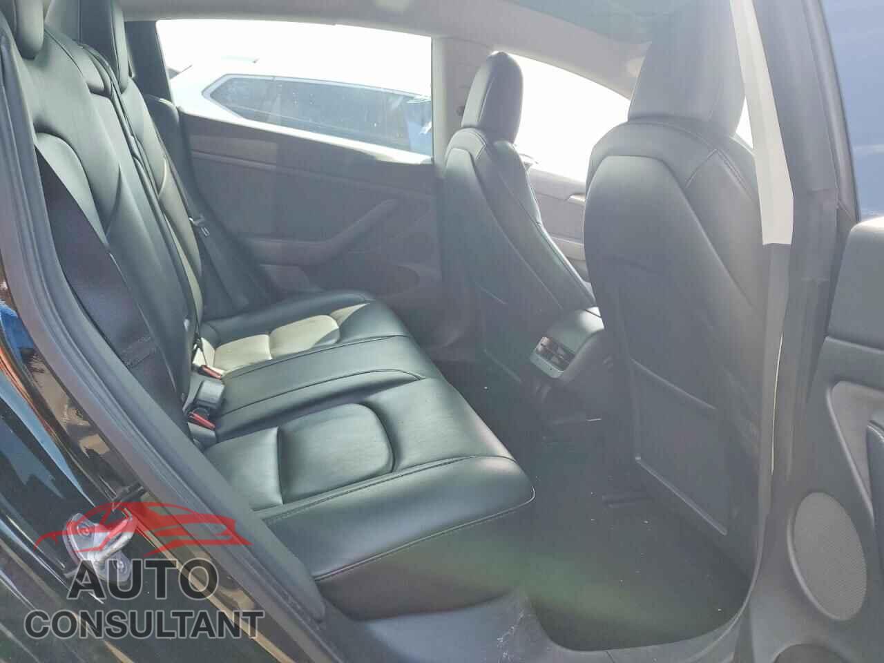 TESLA MODEL 3 2022 - 5YJ3E1EA8NF185669