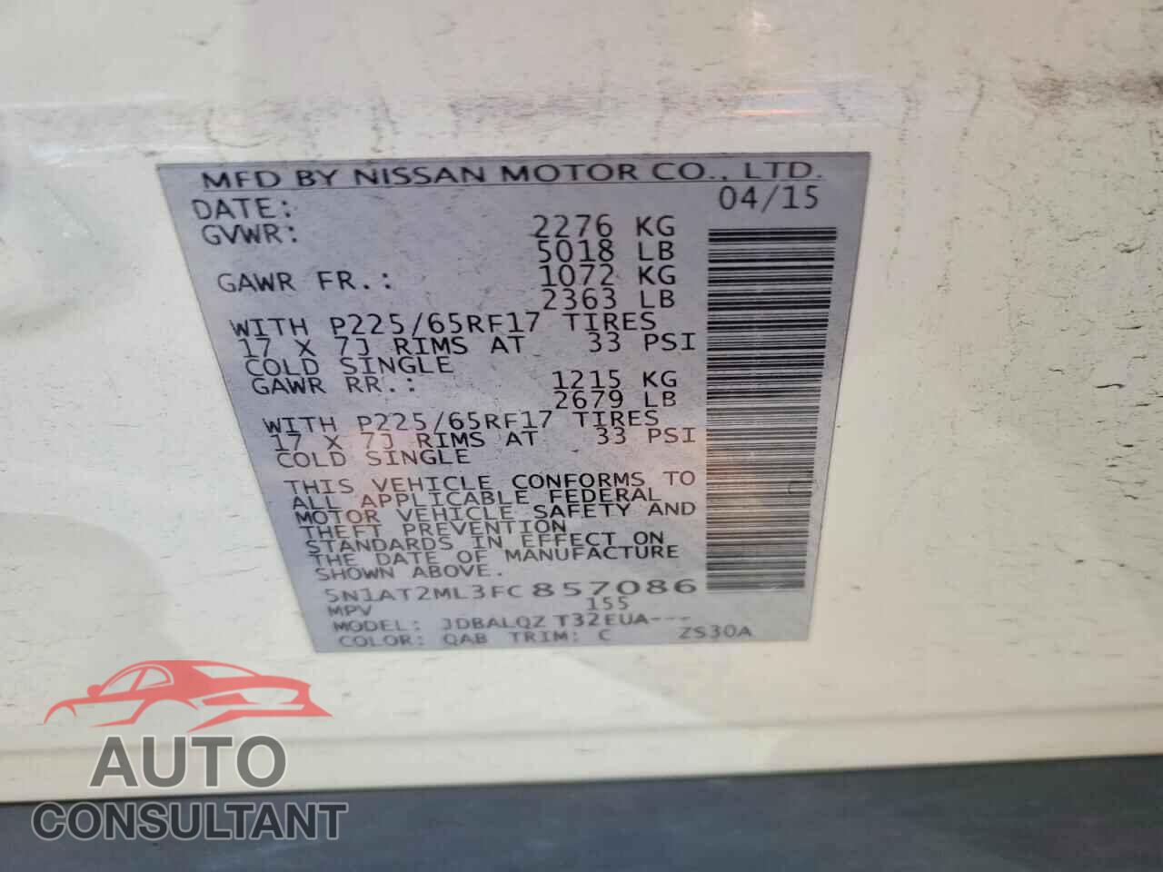 NISSAN ROGUE 2015 - 5N1AT2ML3FC857086