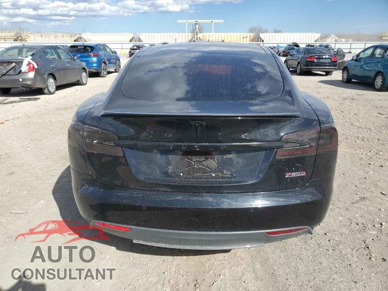 TESLA MODEL S 2016 - 5YJSA1E44GF121309