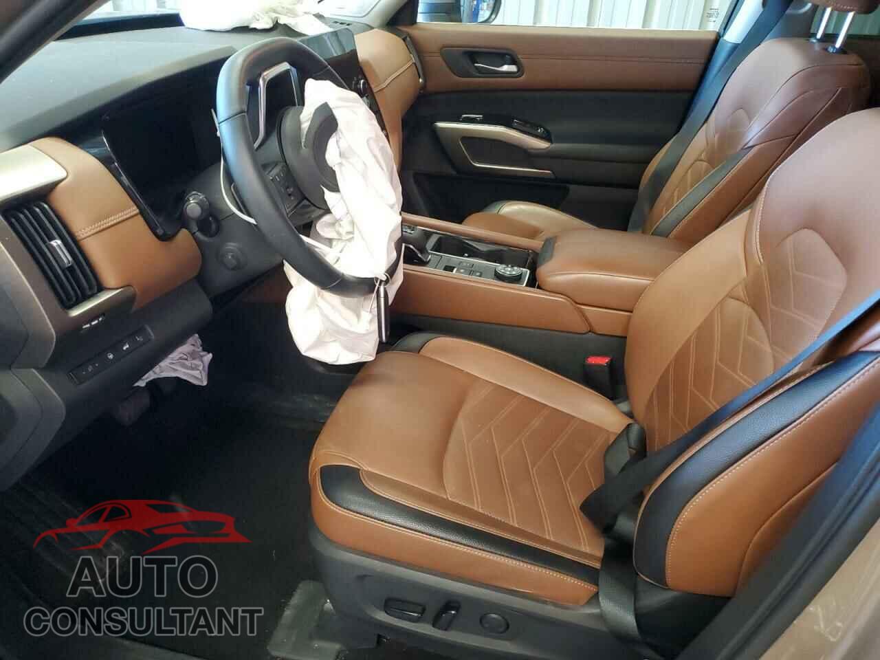 NISSAN PATHFINDER 2023 - 5N1DR3DK7PC224746