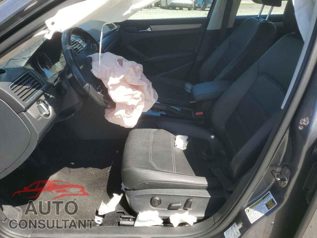 VOLKSWAGEN PASSAT 2014 - 1VWBS7A39EC064951