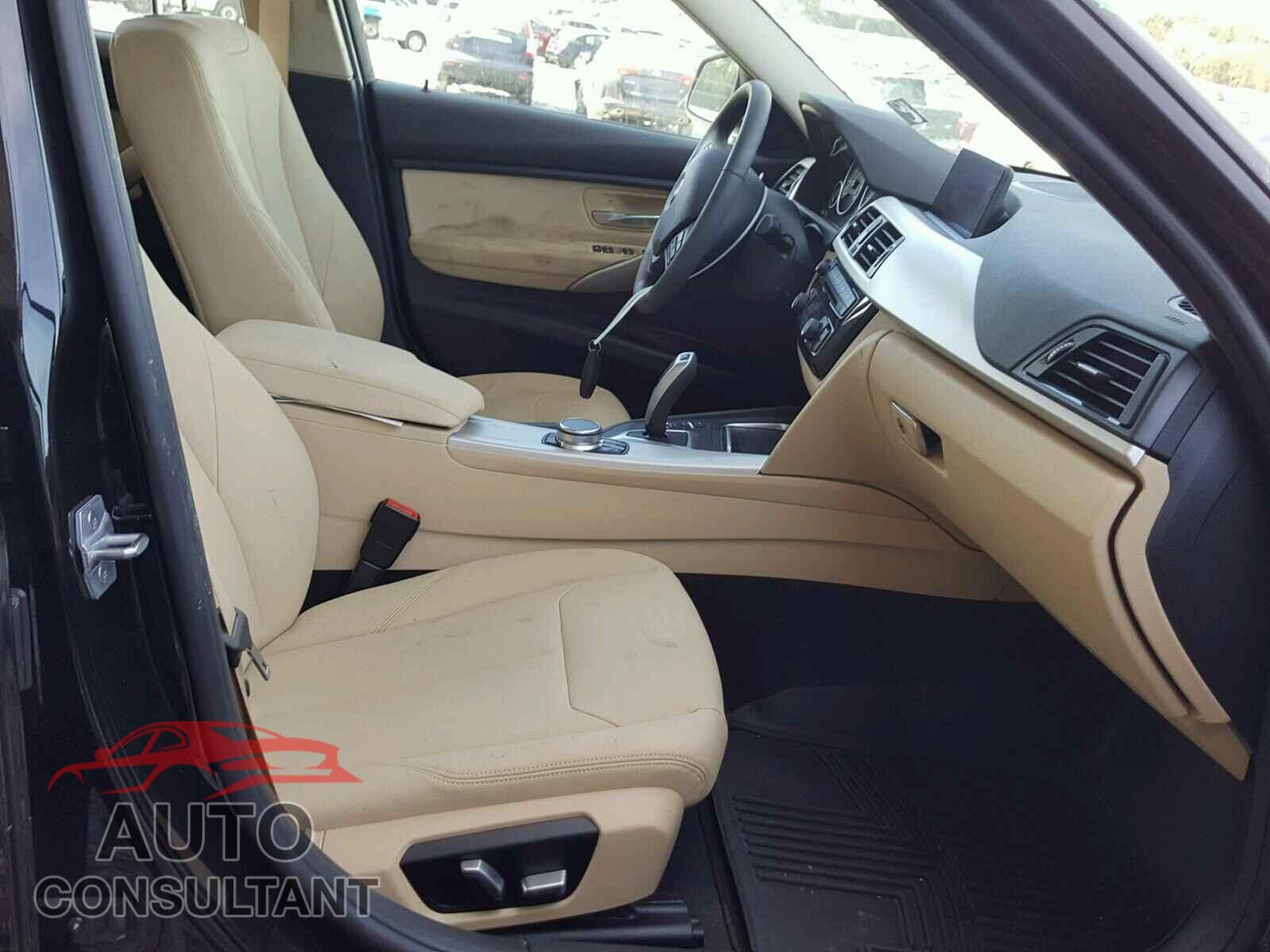 BMW 3 SERIES 2018 - WBA8E1G59JNU93352