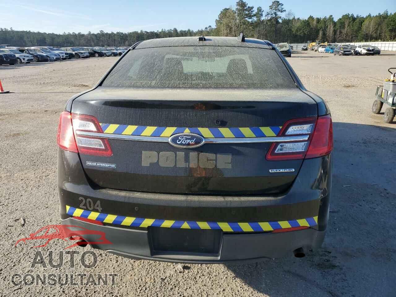 FORD TAURUS 2015 - 1FAHP2L84FG154079