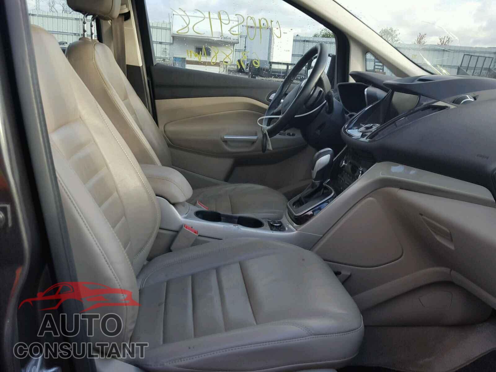 FORD CMAX 2015 - 1FADP5BU8FL116103