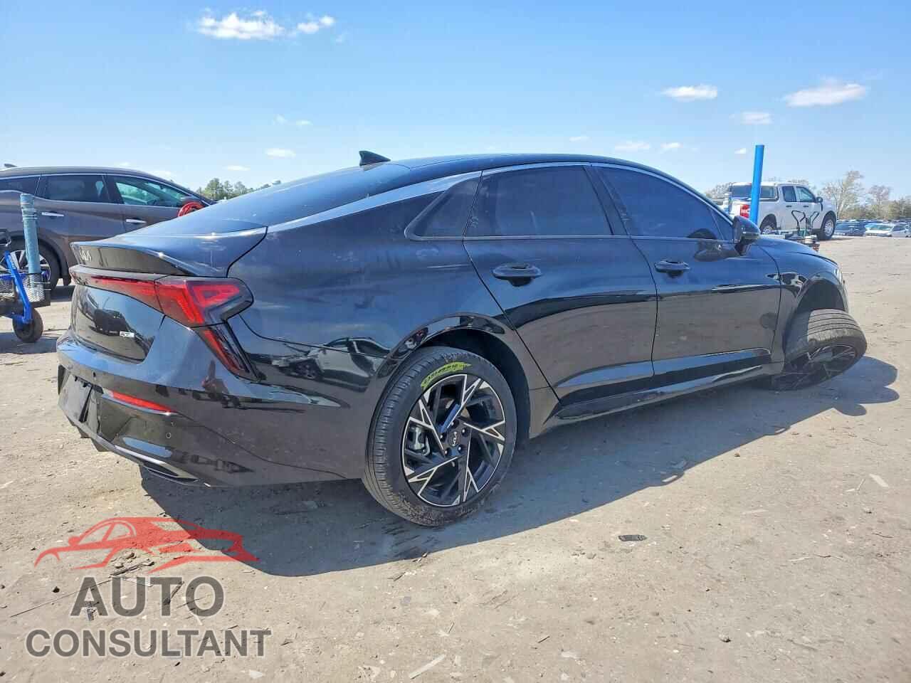 KIA K5 2025 - KNAG64J75S5352395