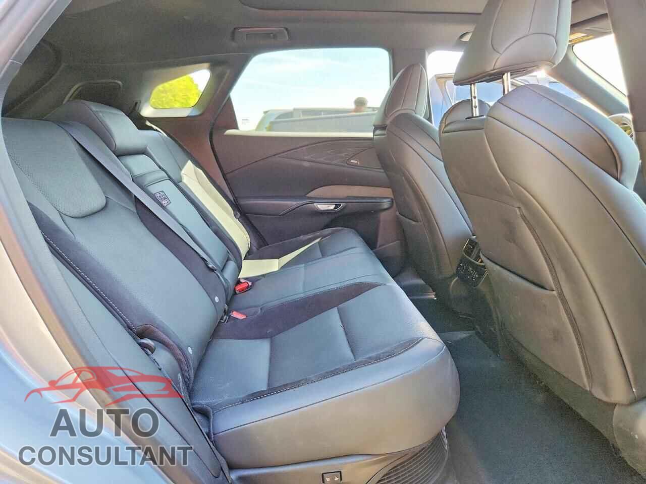 LEXUS RX450 2024 - 2T2BCMEA2RC015591