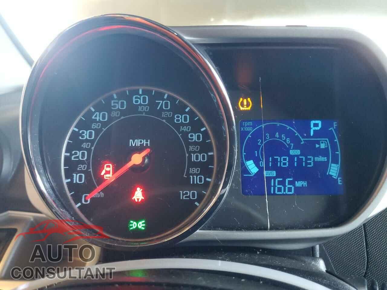 CHEVROLET SPARK 2014 - KL8CD6S9XEC535156