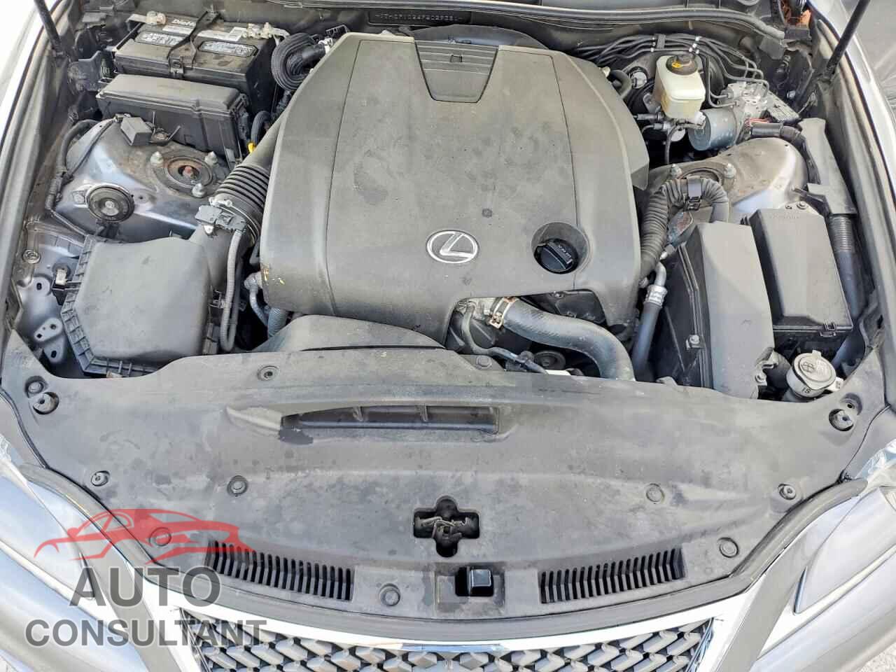 LEXUS IS 2015 - JTHCF1D26F5029381