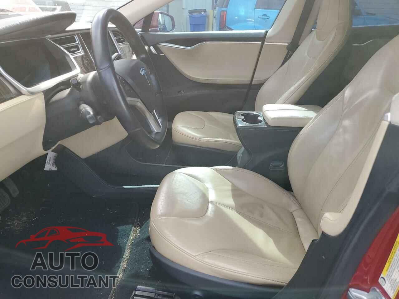 TESLA MODEL S 2013 - 5YJSA1DN2DFP28279