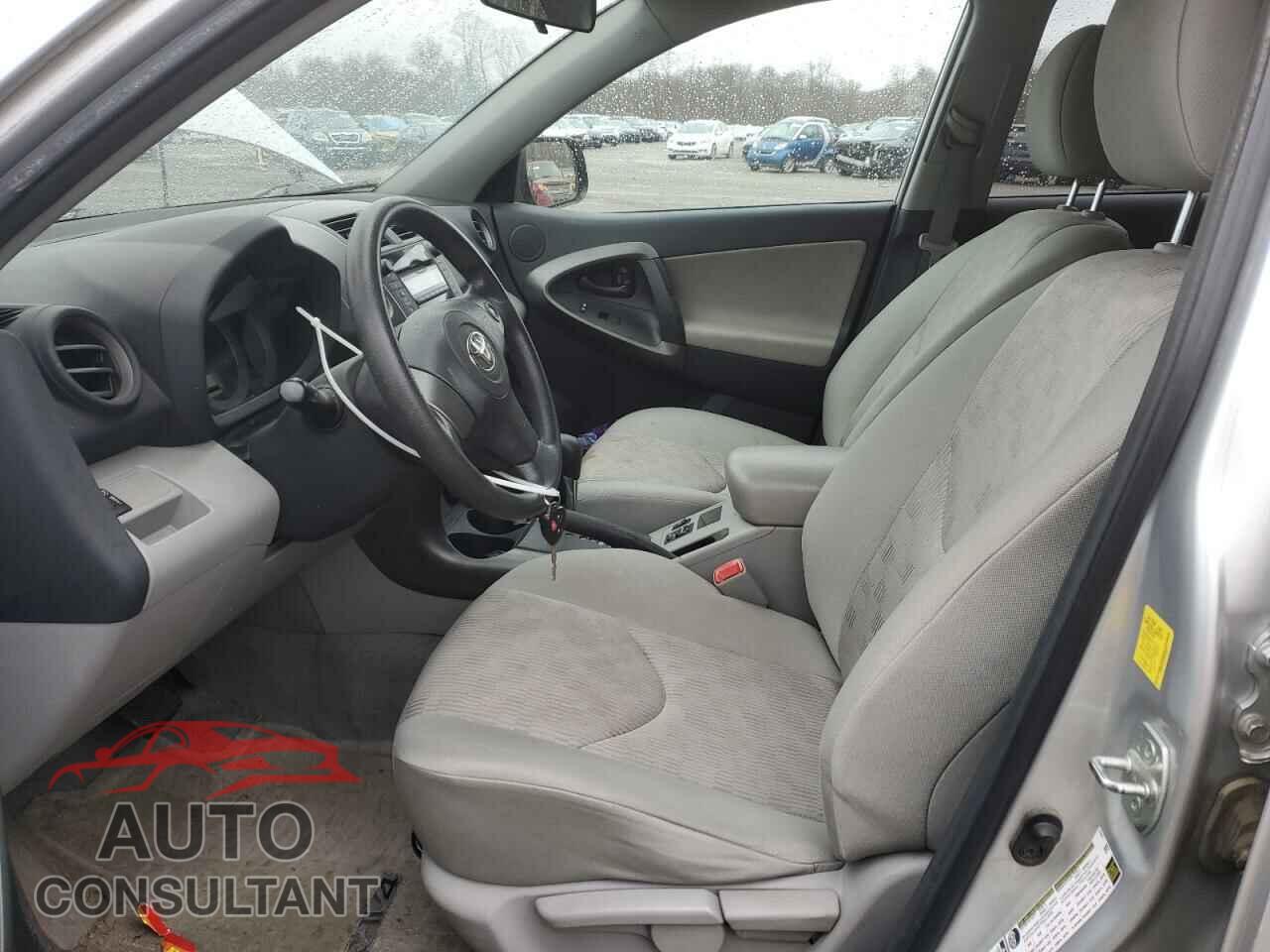 TOYOTA RAV4 2011 - 2T3BF4DV5BW089597